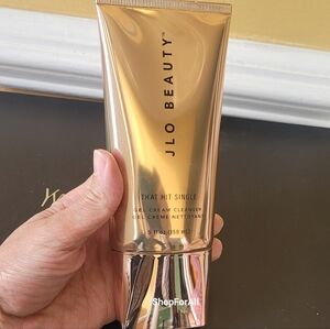✨ JLO BEAUTY THAT HIT SINGLE® GEL CREAM CLEANSER
